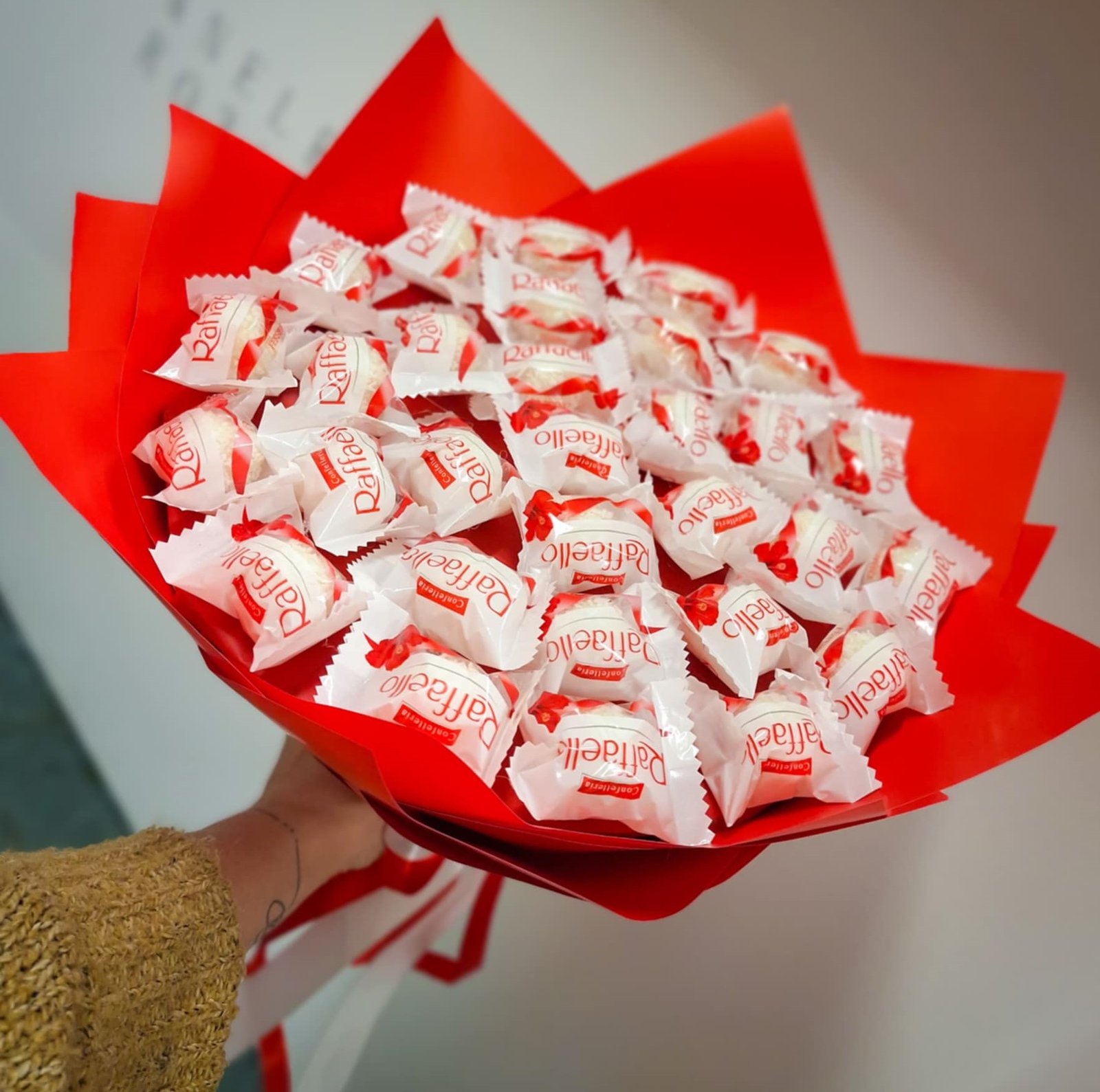 Raffaello-saldainiu-puokste